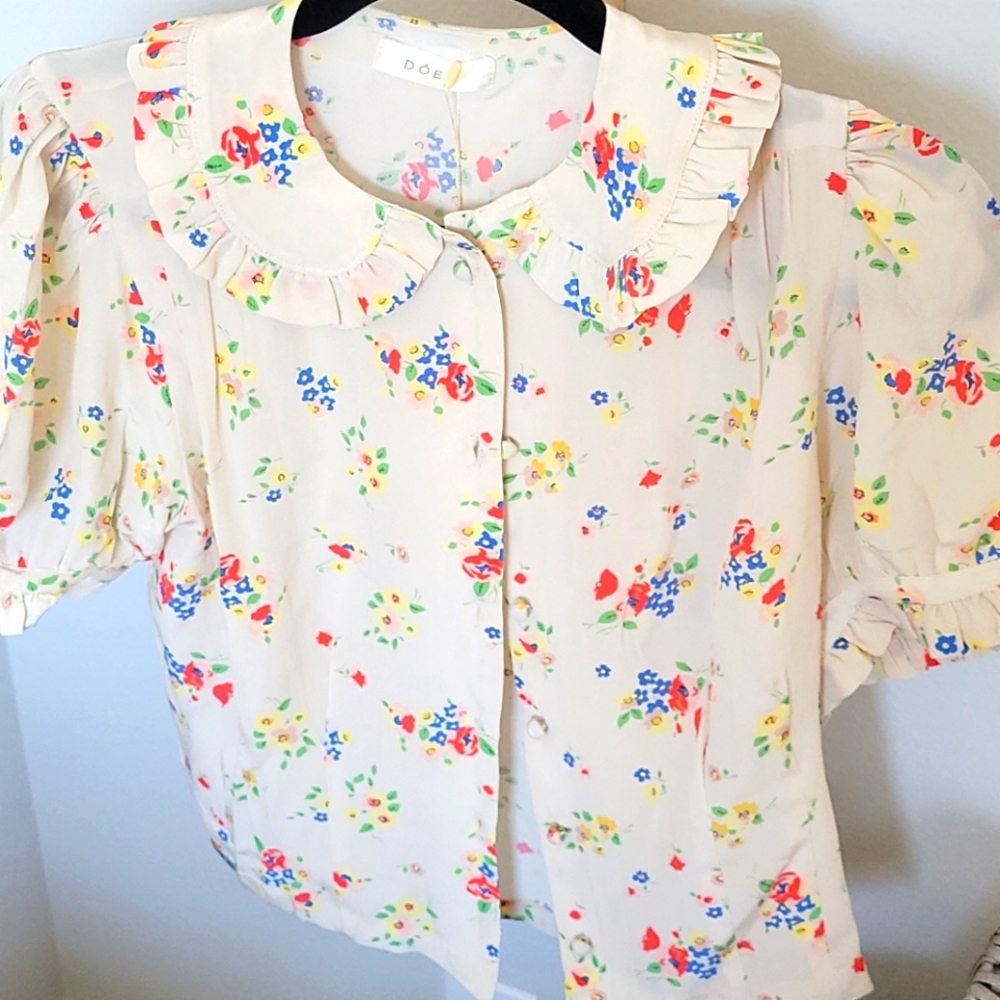 Doen Blythe top NWT size S